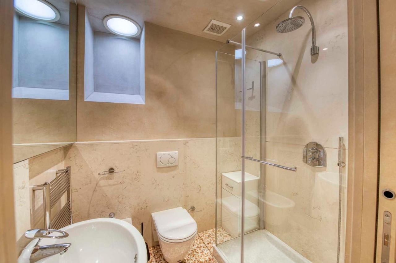 ורונה Apartmentsarena - Suite Mercatorum - Piazza Erbe מראה חיצוני תמונה