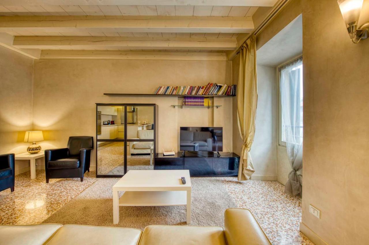 ורונה Apartmentsarena - Suite Mercatorum - Piazza Erbe מראה חיצוני תמונה